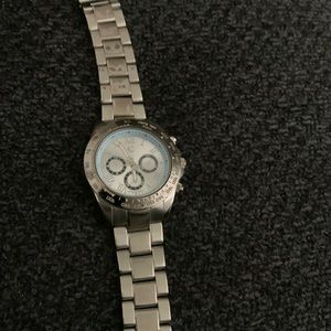 Stainless steel woman’s divers watch